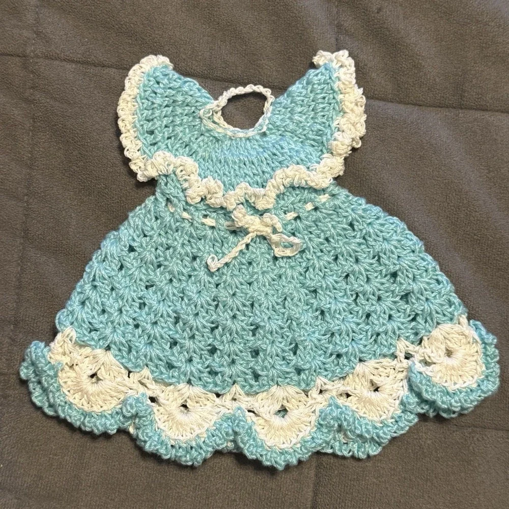 Vintage Crochet Dress Potholder Hot Pad Kitchen Wall Hanging Set